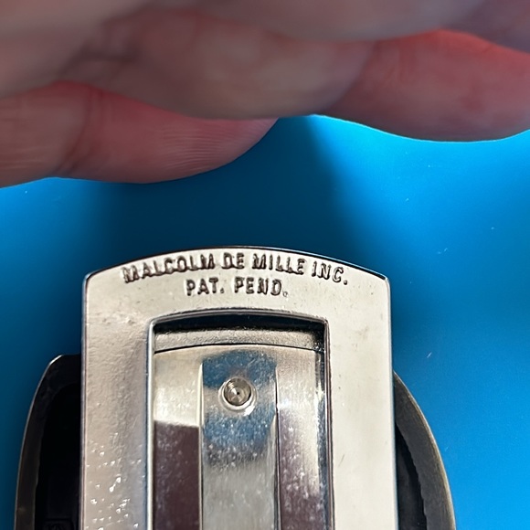 🖤SUPER RARE💕💕Malcolm Demille money clip in box - Picture 10 of 17